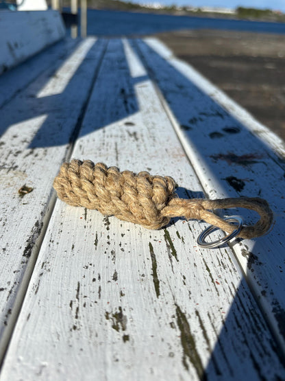 Hemp Rope Fender Key Ring – Handmade Nautical Accessory